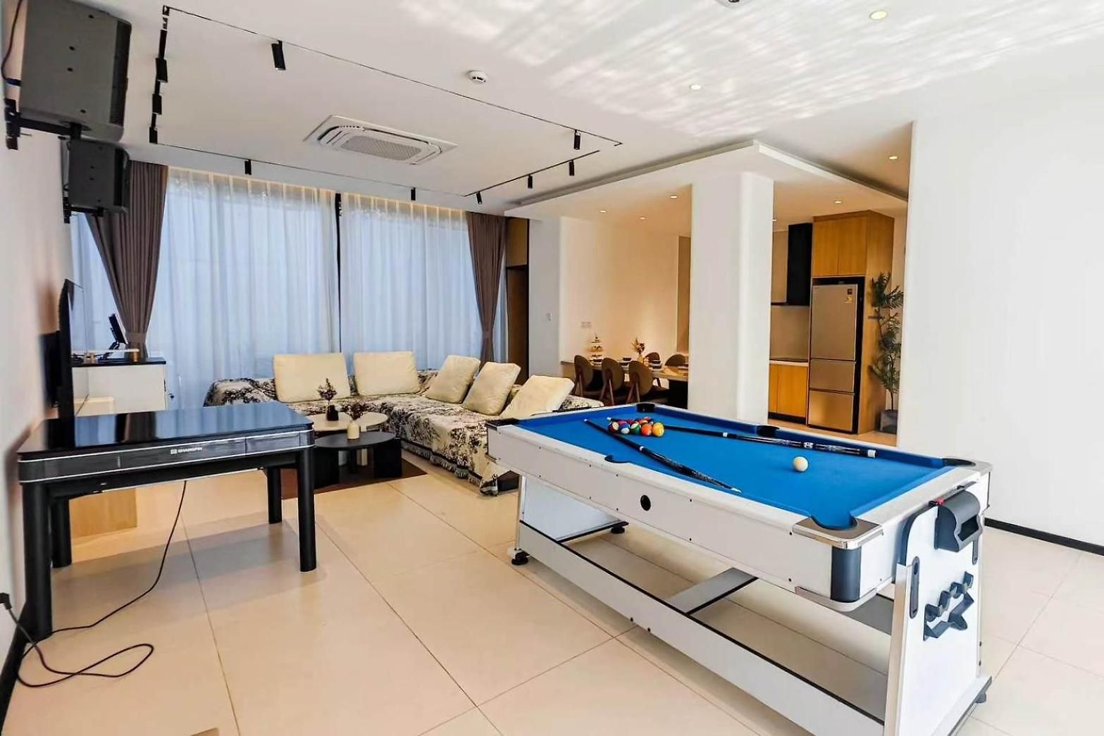 Pure Space 4br Ktv Bbq Kitchen Swimming Pool Villa *