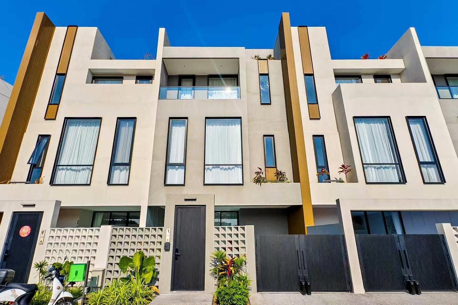 Pure Space 4br Ktv Bbq Kitchen Swimming Pool * Pattaya