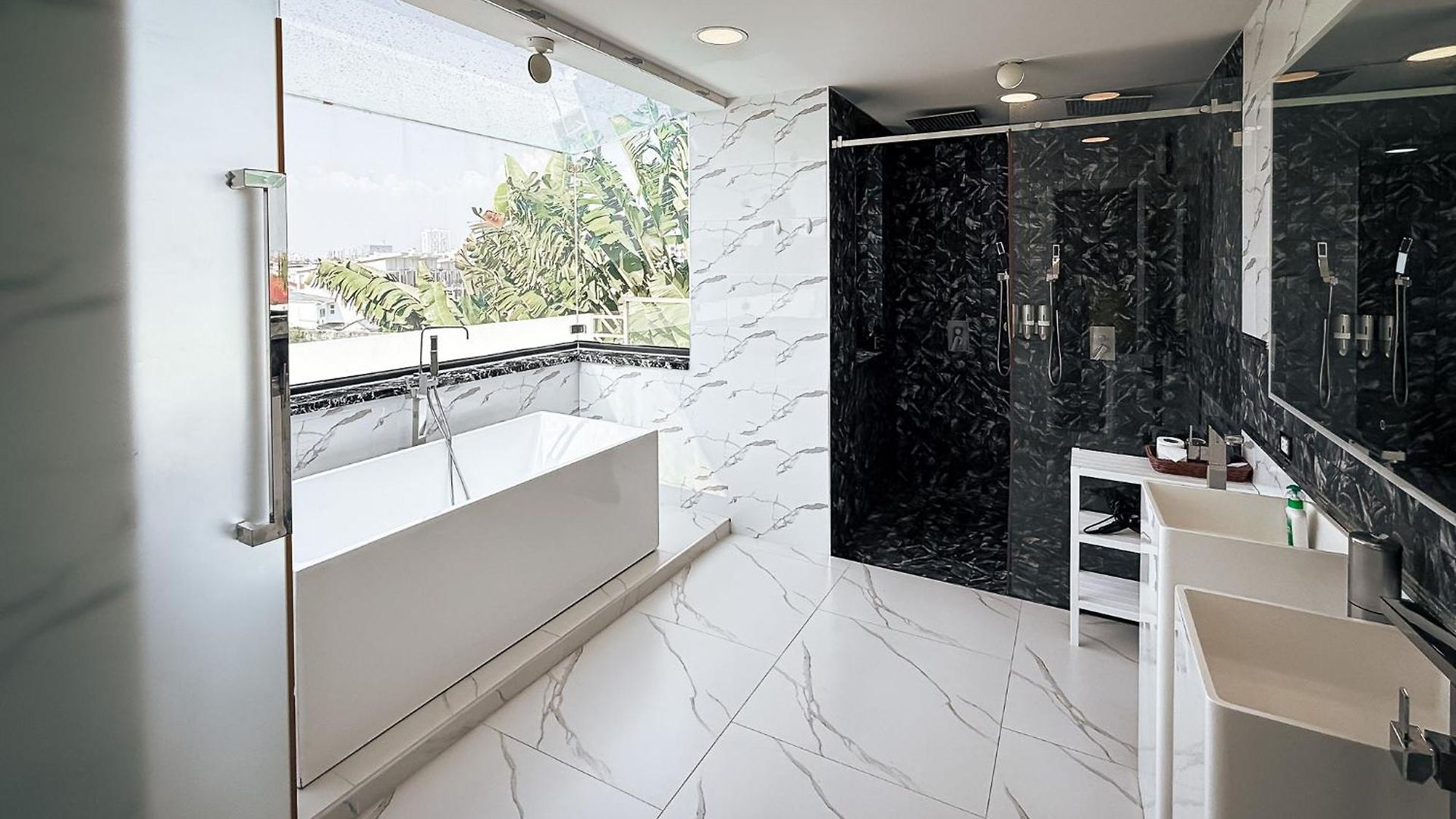 Luxury 6 Bedroom Private Pool In Palm Springs *