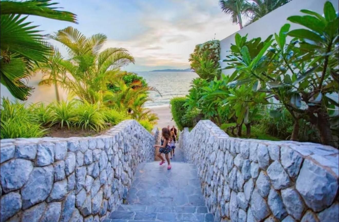 Oceanfront Serene,3br With Private Pool Villa,new Modern White Villa