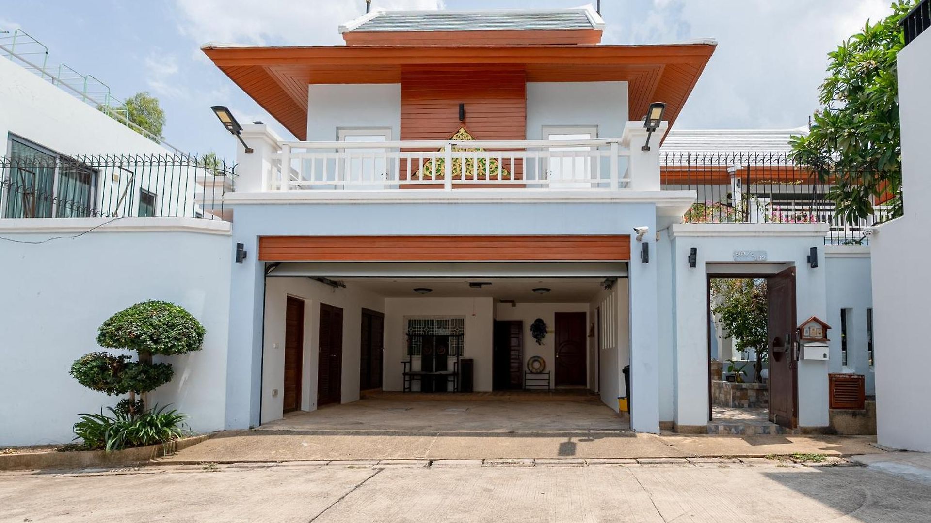 G Thai Happy Pool Villa *