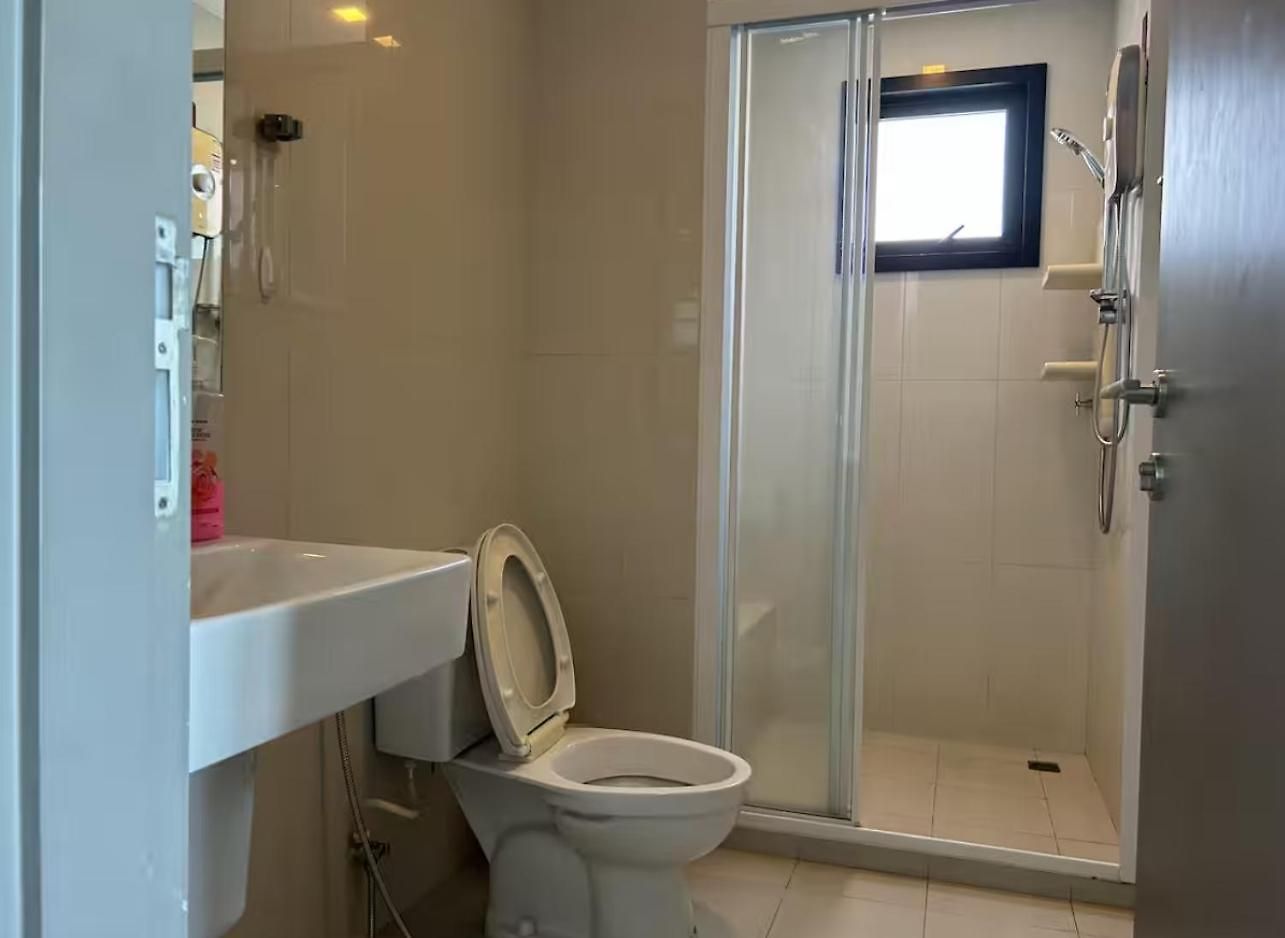 Aparthotel 芭提雅市中心 The Base单卧室 海滩300米 3*