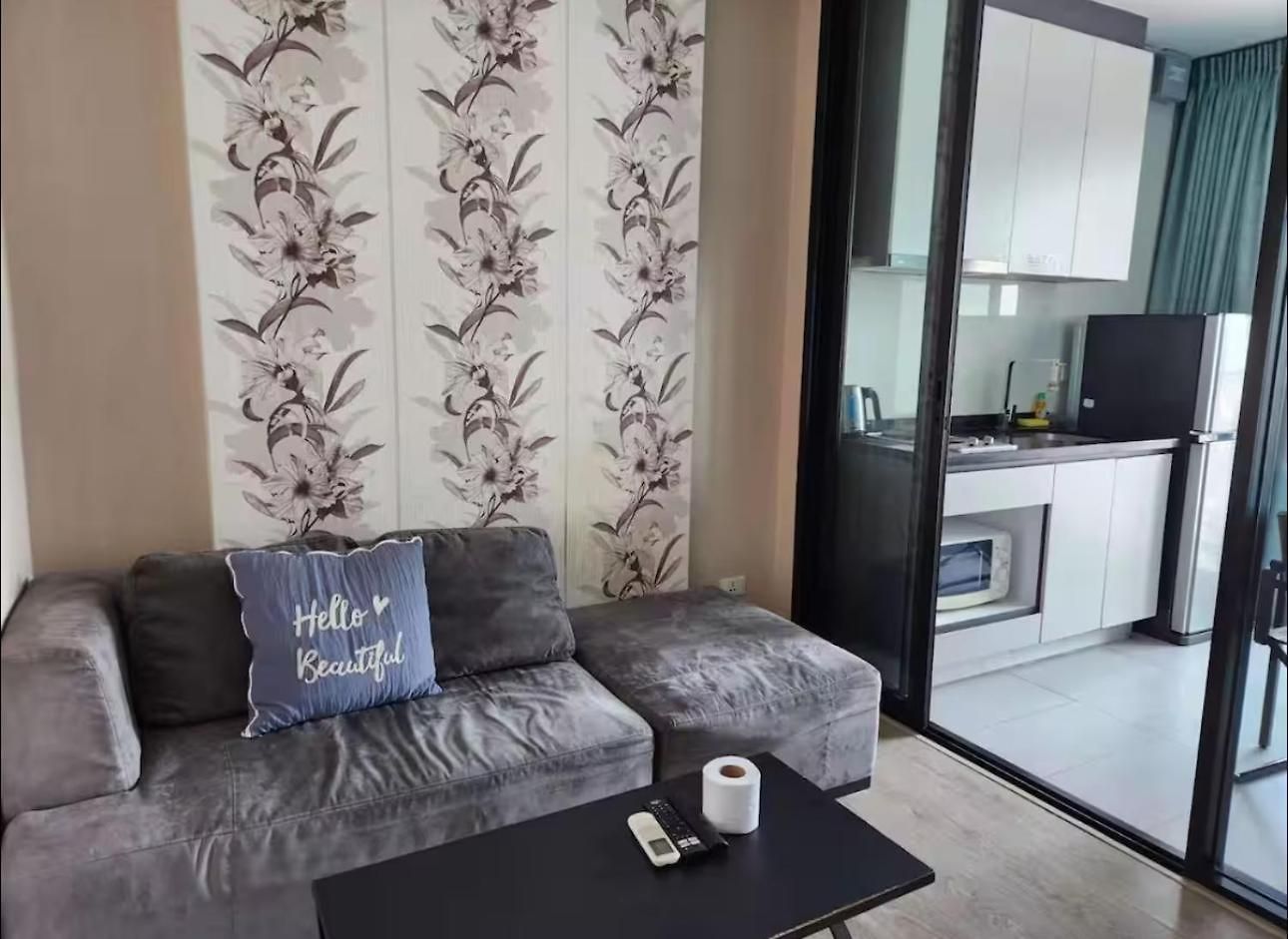 Aparthotel 芭提雅市中心 The Base单卧室 海滩300米 3*