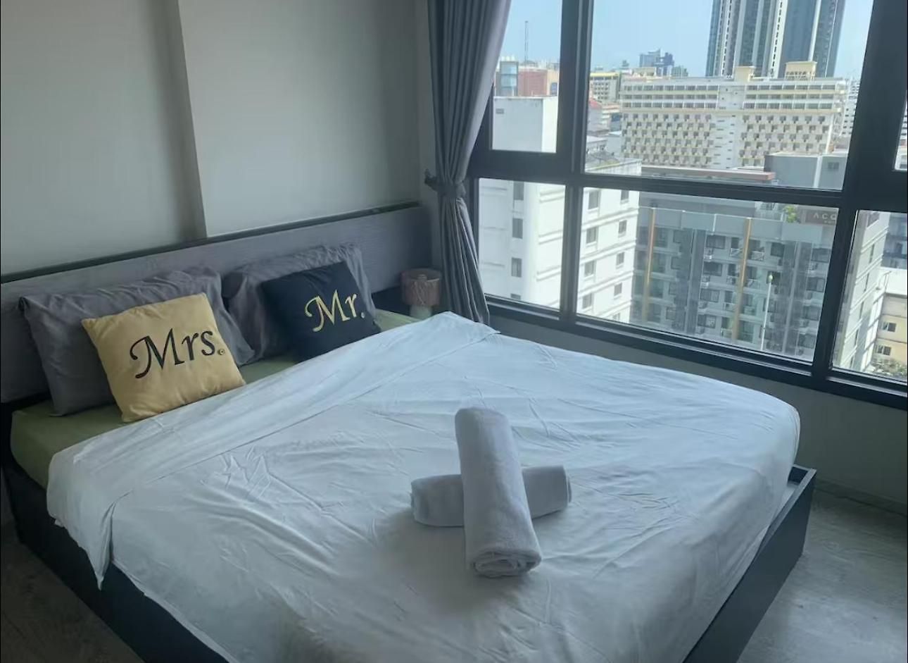 Aparthotel 芭提雅市中心 The Base单卧室 海滩300米 3*