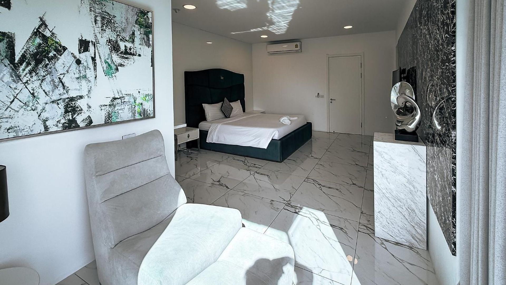Luxury 6 Bedroom Private Pool In Palm Springs