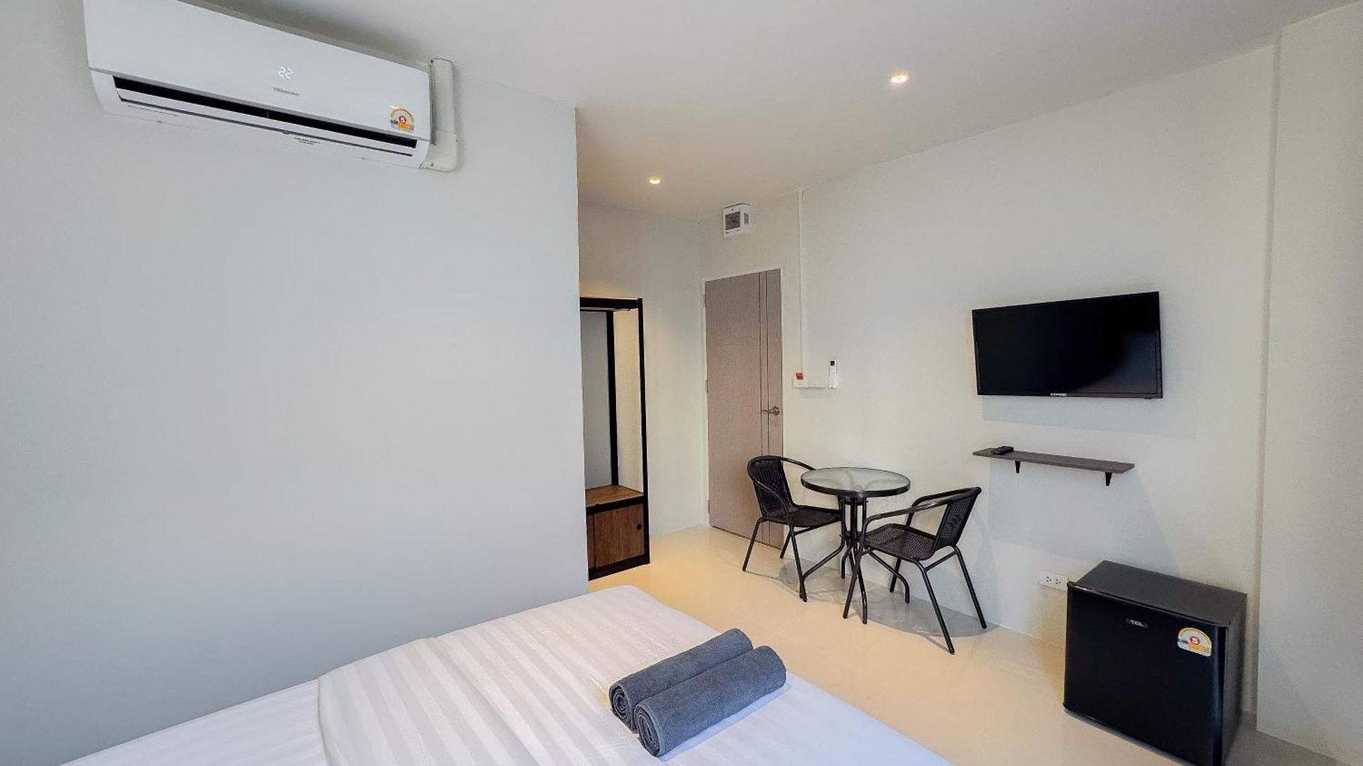 Aparthotel On The Six Pratamnak