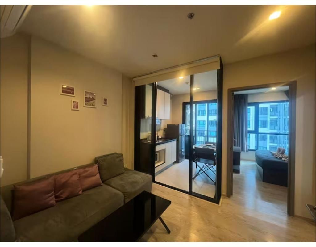 Modern 1br At The Base Apartment Pattaya
