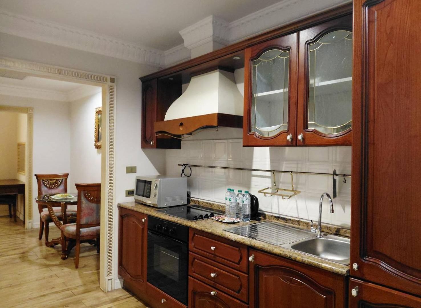 Apartment Spacious Serviced In Pattaya