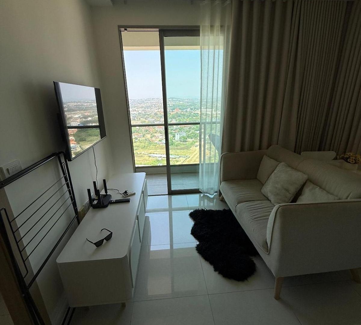 Riviera Jomtien Luxury 1 Bedroom Infinity Pool Sea Views Apartment Pattaya