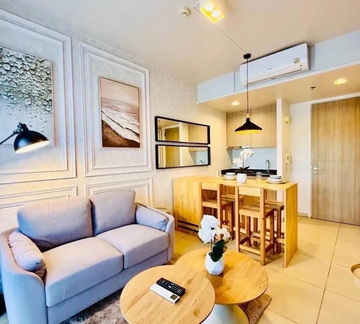 1 Bedroom High Floor Close To Walking Street Apartment Pattaya