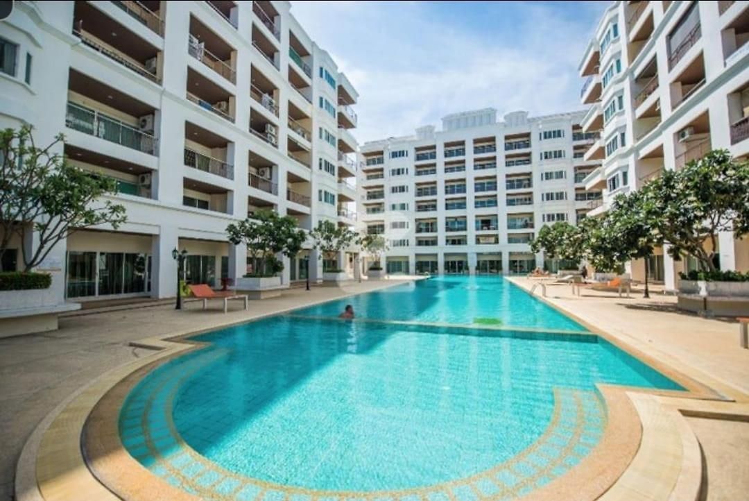 T W Jomtien Apartment *