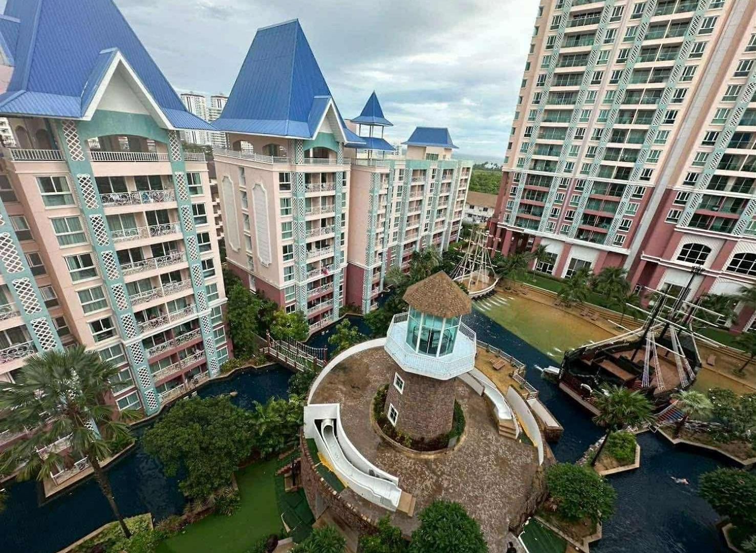 Grand Caribbean Building A 7th Floor Apartment Pattaya