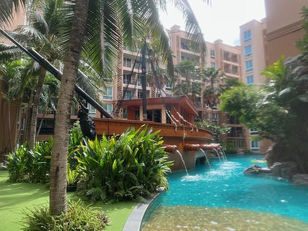 Atlantis 1 Bedroom With Balcony, Pool & Gym *