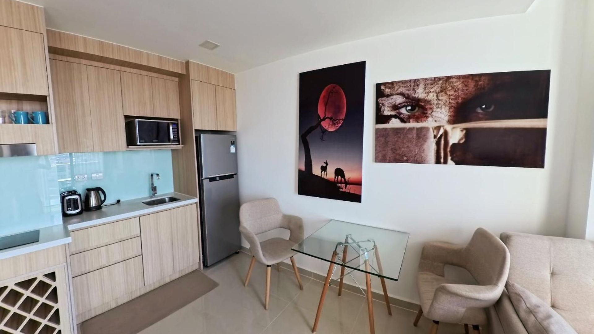 1-bedroom Garden Tower Apartment *