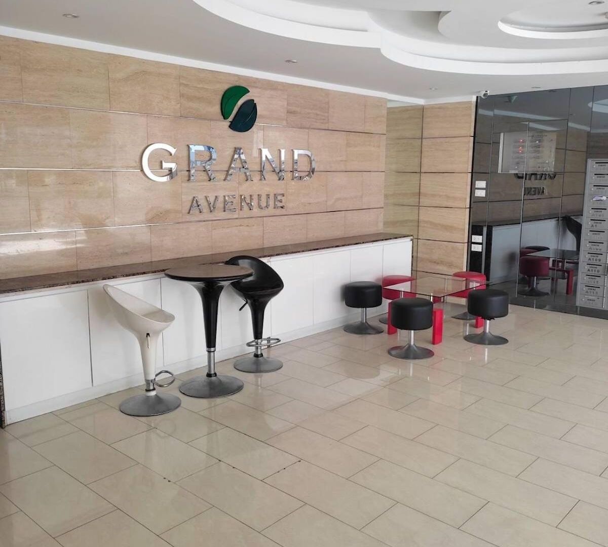 Apartment Grand Avenue - - New *