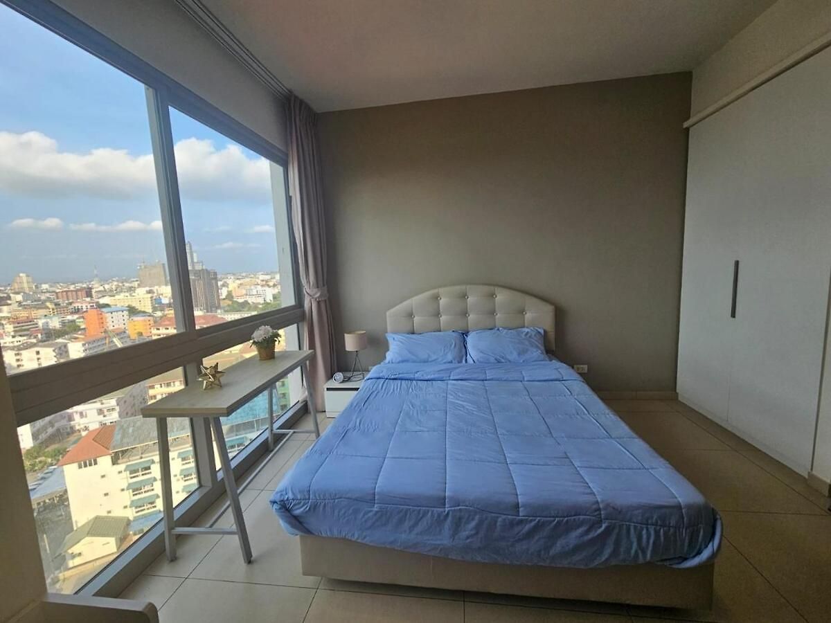 Alt Acco At Unixx South Apartment