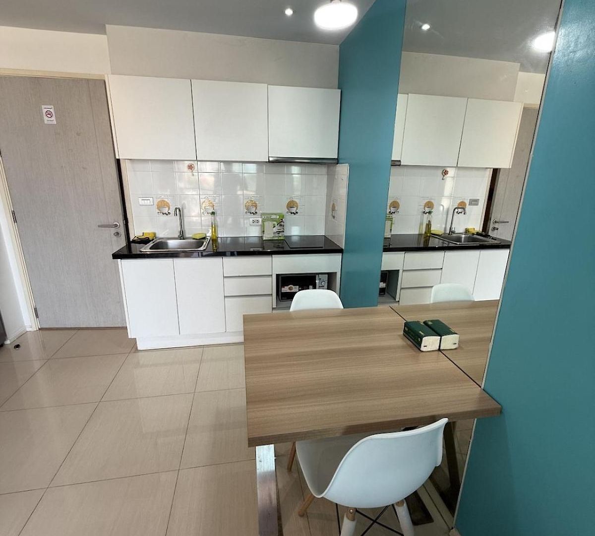 Atlantis 1 Bedroom With Balcony, Pool & Gym Apartment