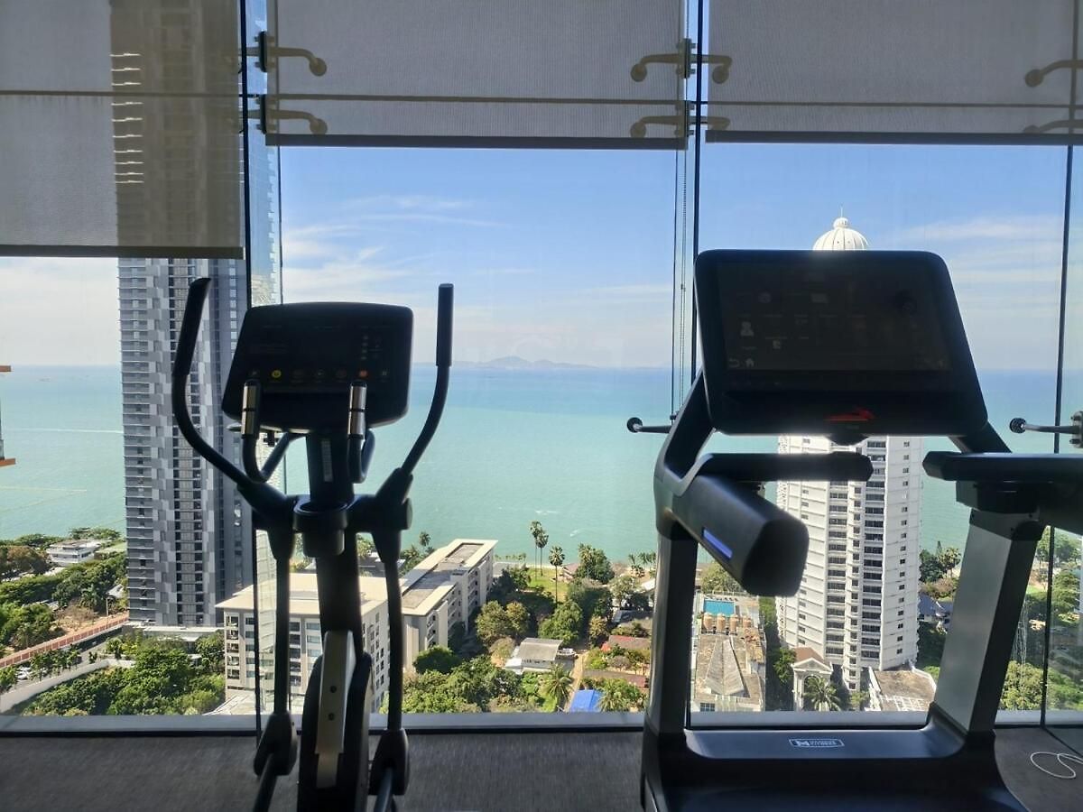 1 Bedroom 5mins To Sea View Riviera Wongamat Pattaya