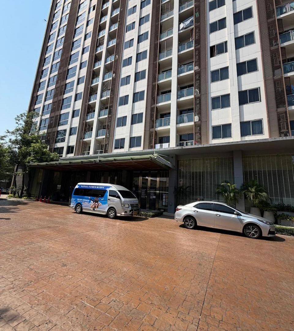 Alt Acco At Unixx South Apartment