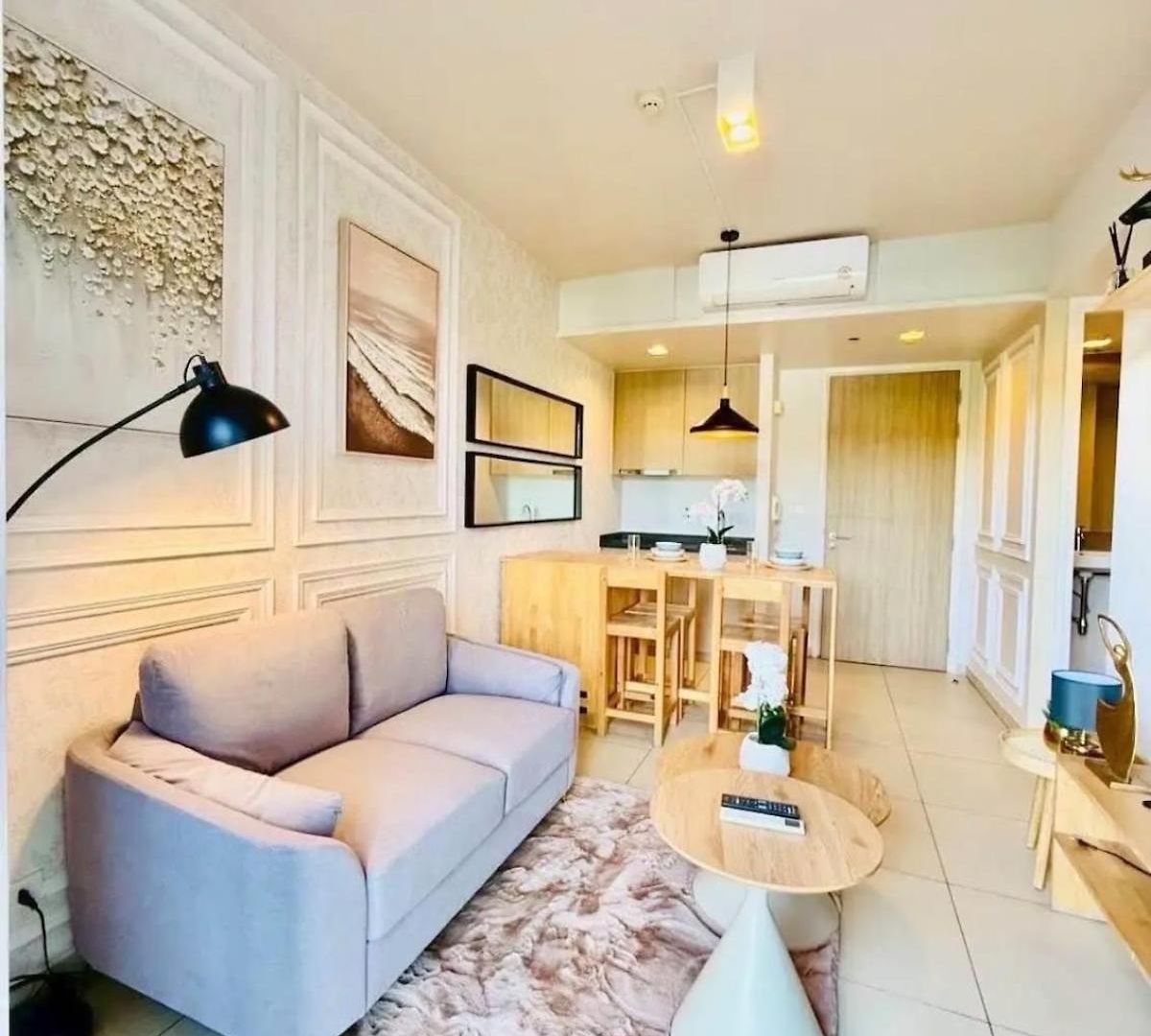 1 Bedroom High Floor Close To Walking Street Apartment Pattaya
