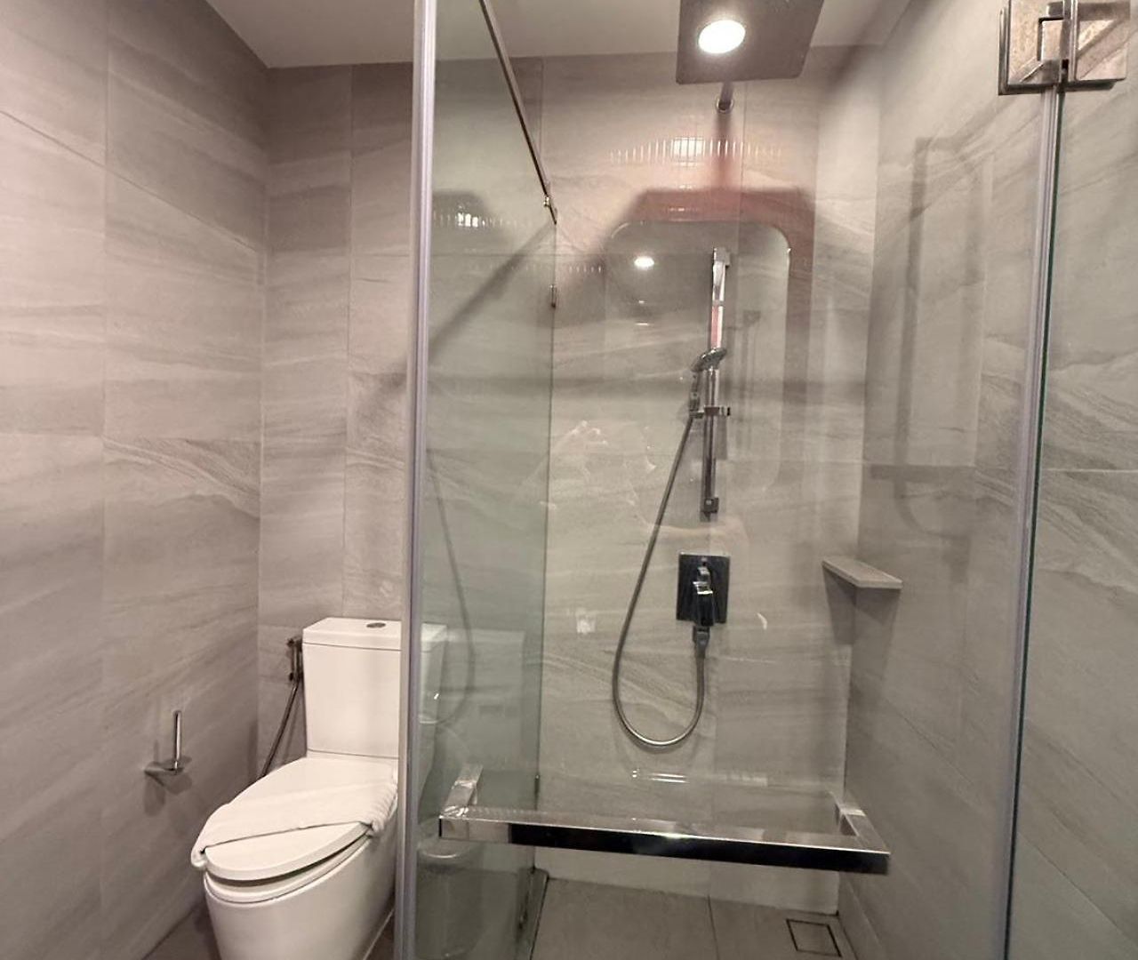 Edge Pattaya-luxury Downtown Escape Apartment *