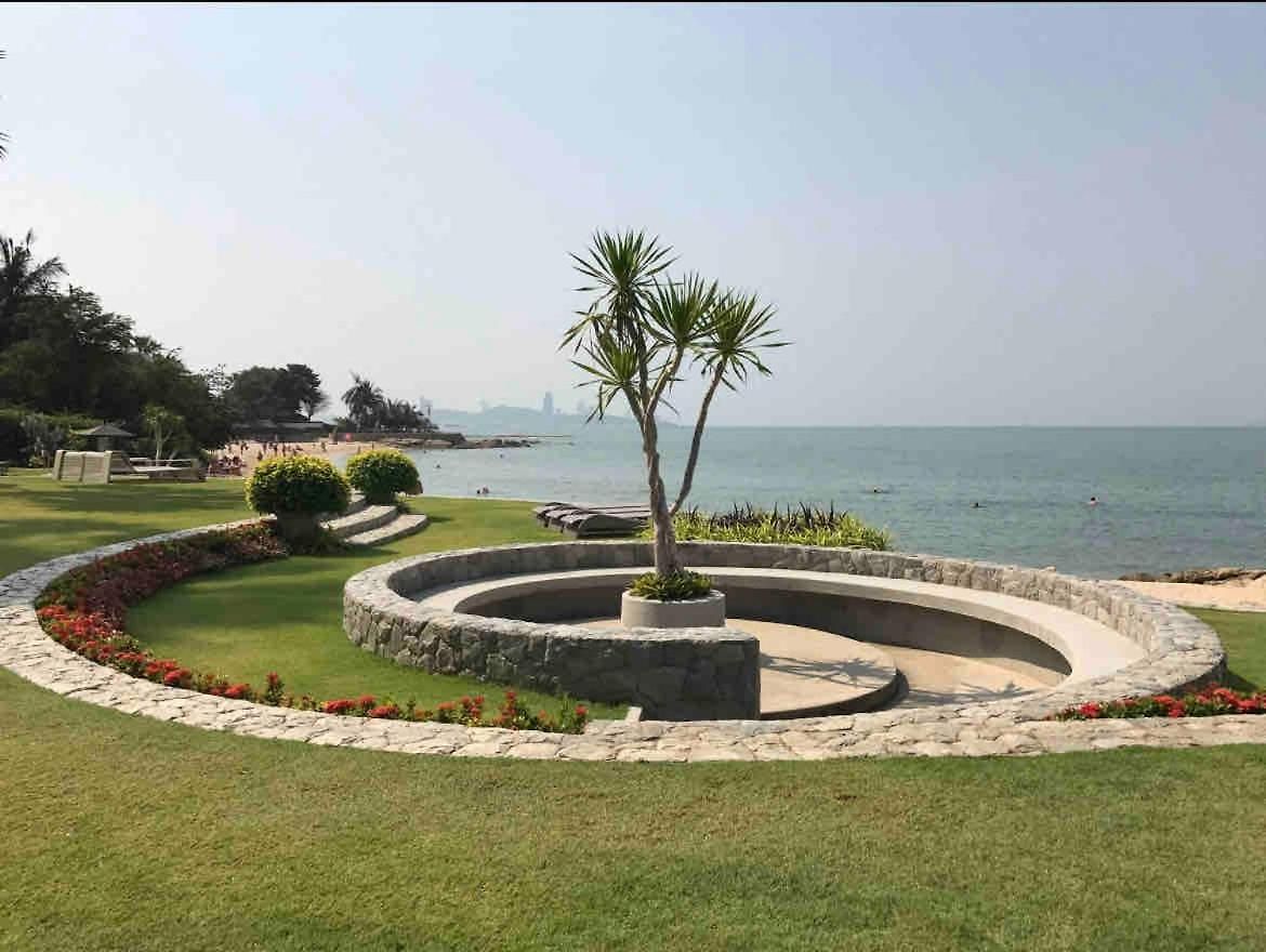 The Palm Sea View Apartment Pattaya