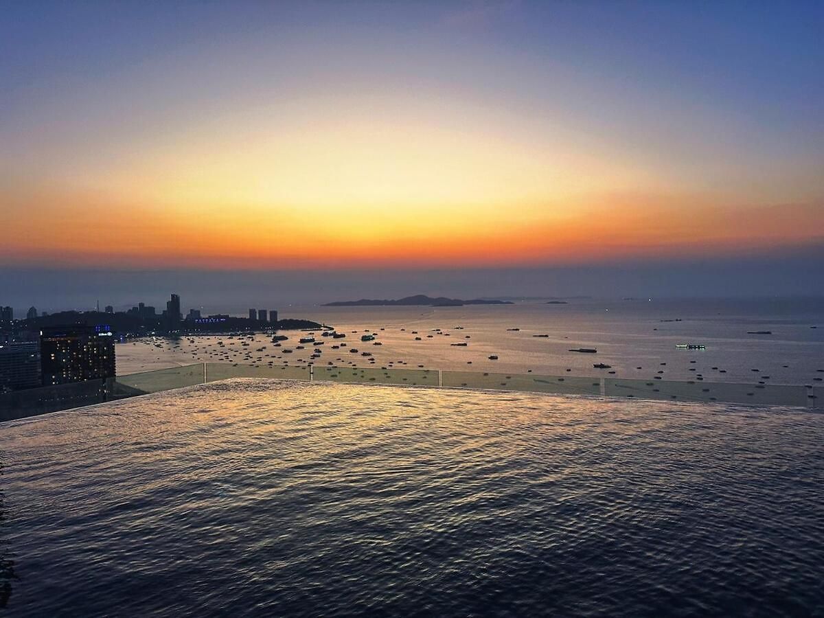 Centric Sea 21st Floor Sea View Floor Infinity Pool 21 Terminal Centara Walking Street 6th Lane Temple Of Truth Apartment