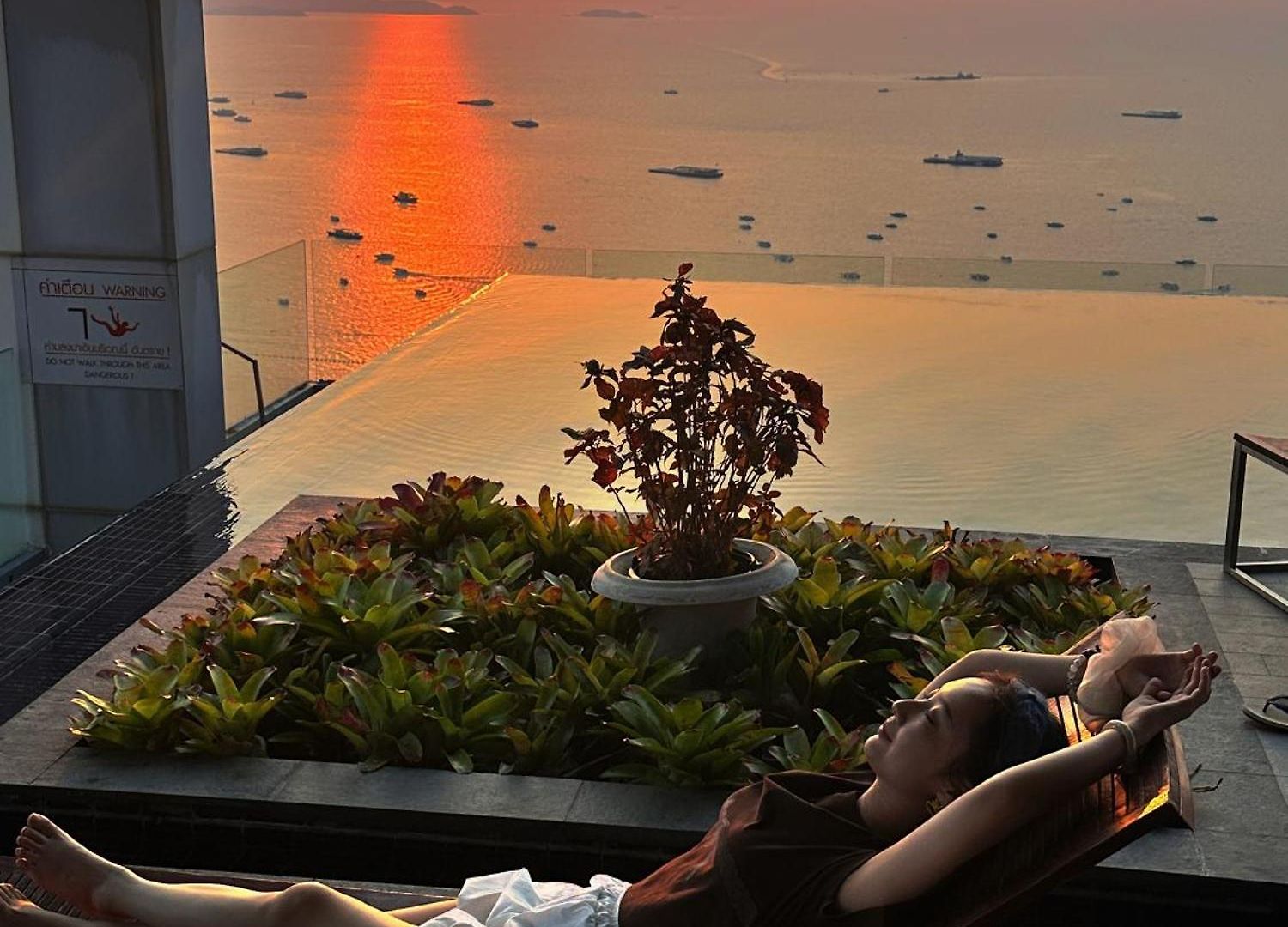 Centric Sea 21st Floor Sea View Floor Infinity Pool 21 Terminal Centara Walking Street 6th Lane Temple Of Truth