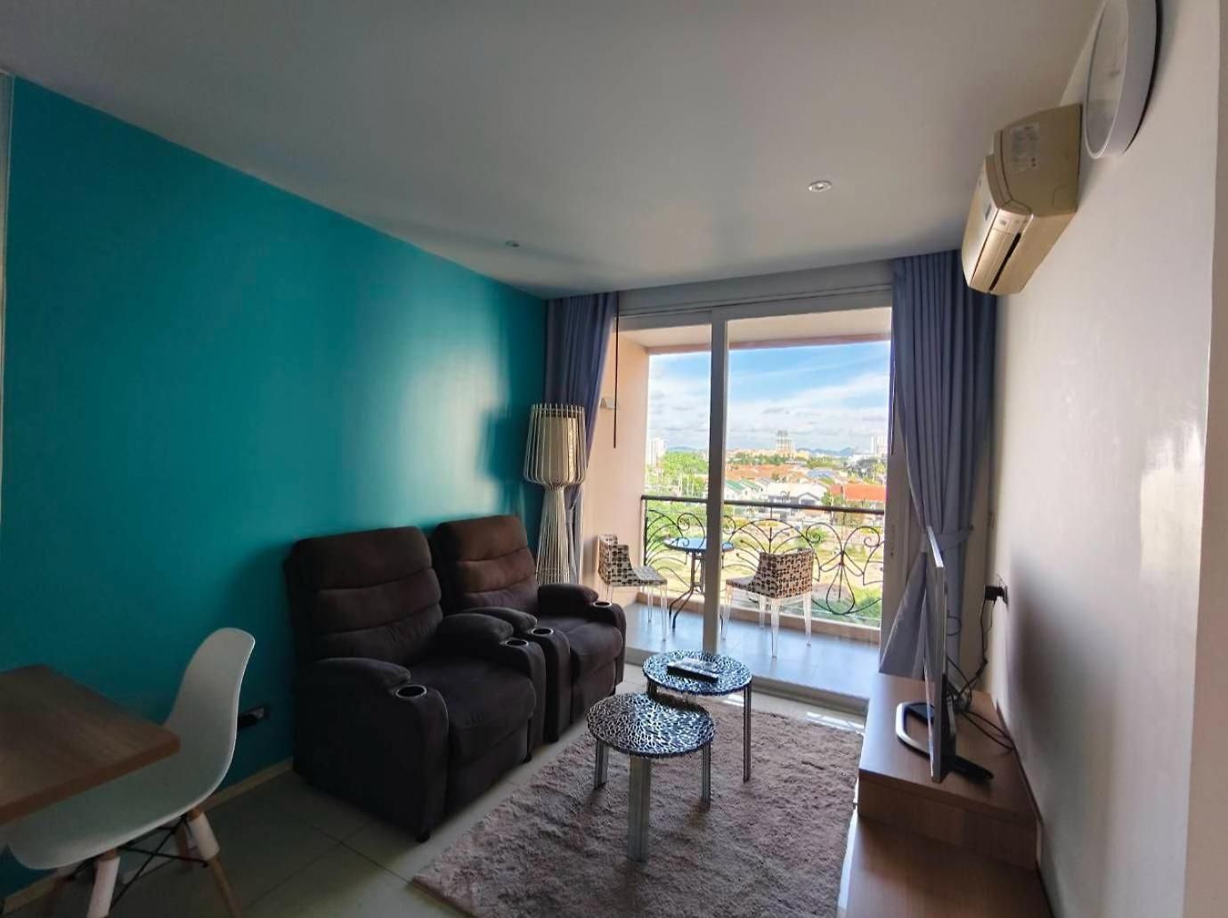 Atlantis 1 Bedroom With Balcony, Pool & Gym *