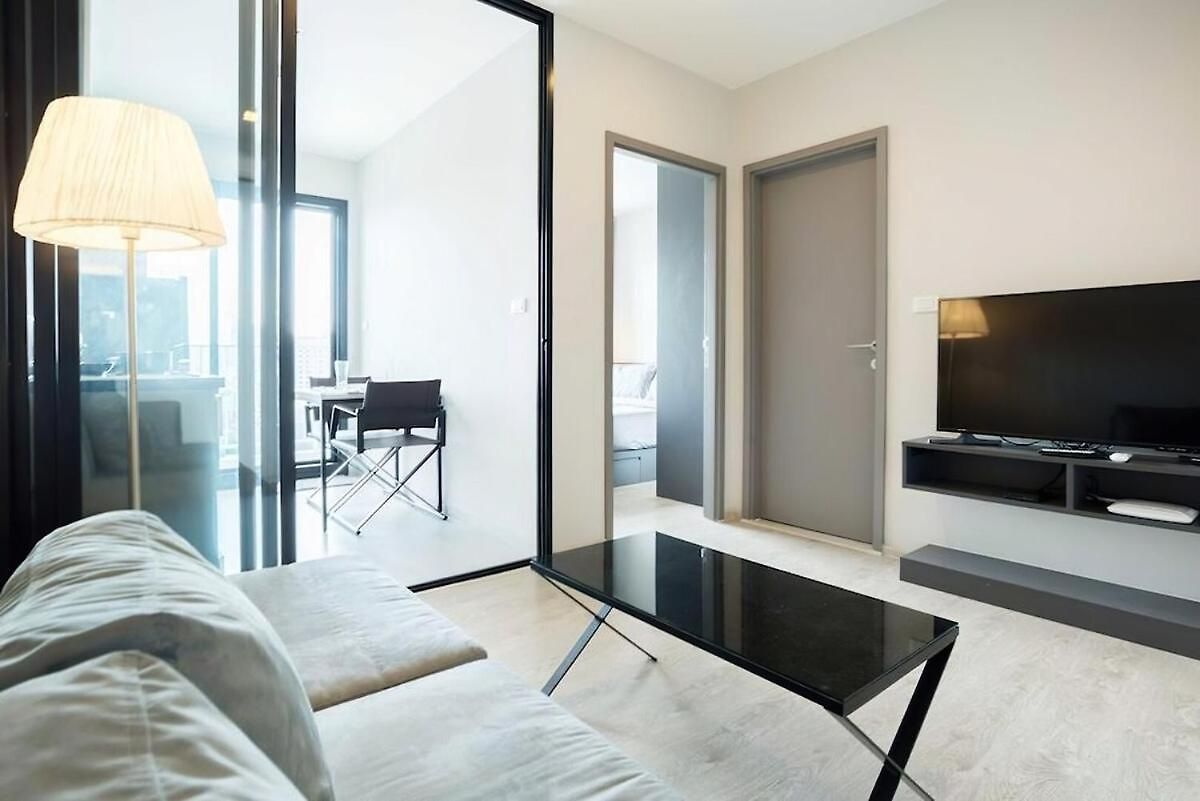 Pattaya, Location With Infinity Pool Apartment Pattaya