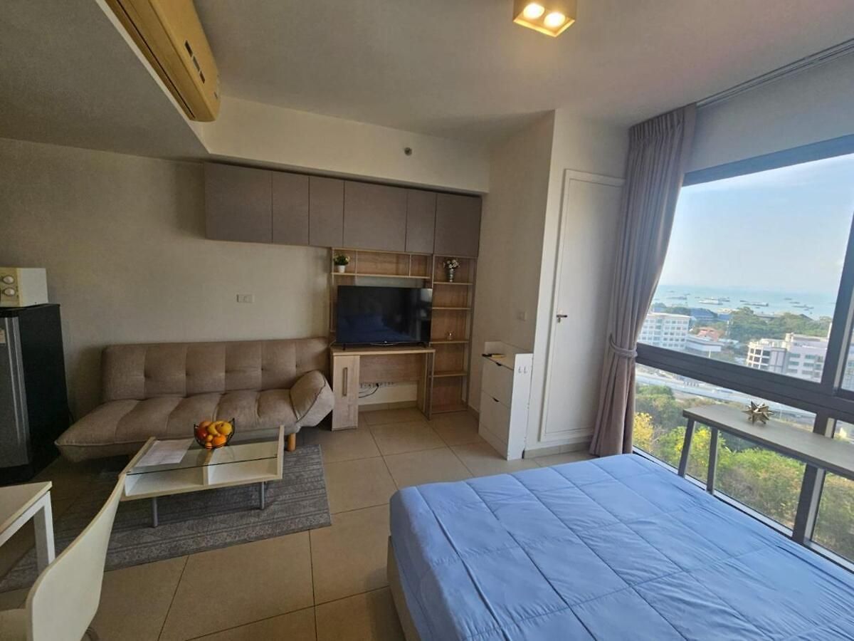 Apartment Alt Acco At Unixx South Pattaya