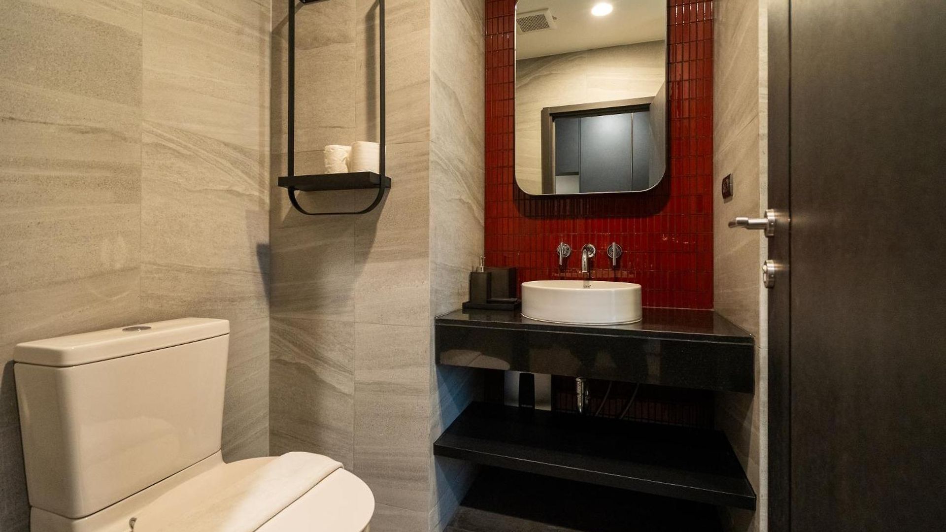 Apartment Edge By Ph Pattaya