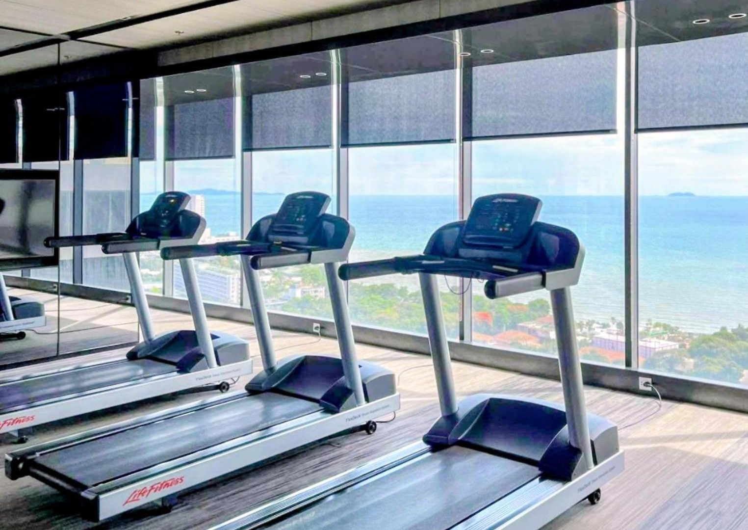 Ocean View In Andromeda Seaview Phratamnak Hill Apartment