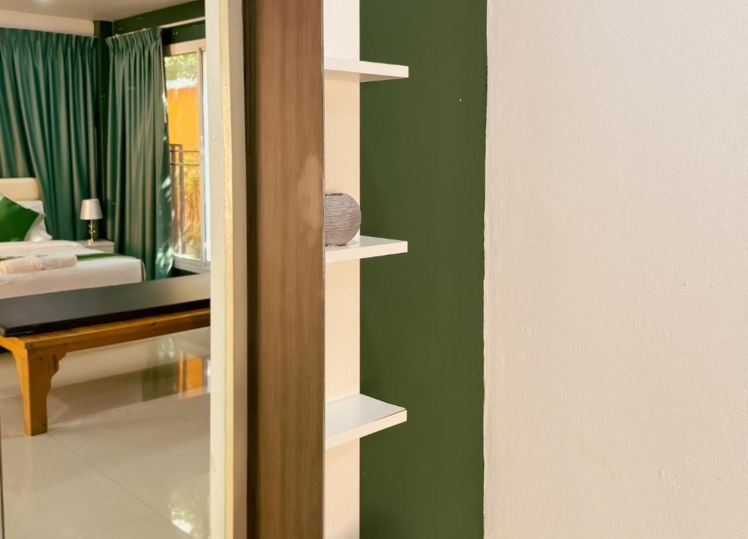 Magnitude 6 Bedroom In Pratumnak *