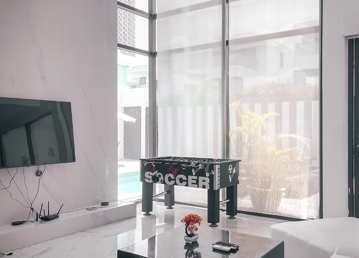 Magnitude 8 Bedroom In Palm Spring Pattaya