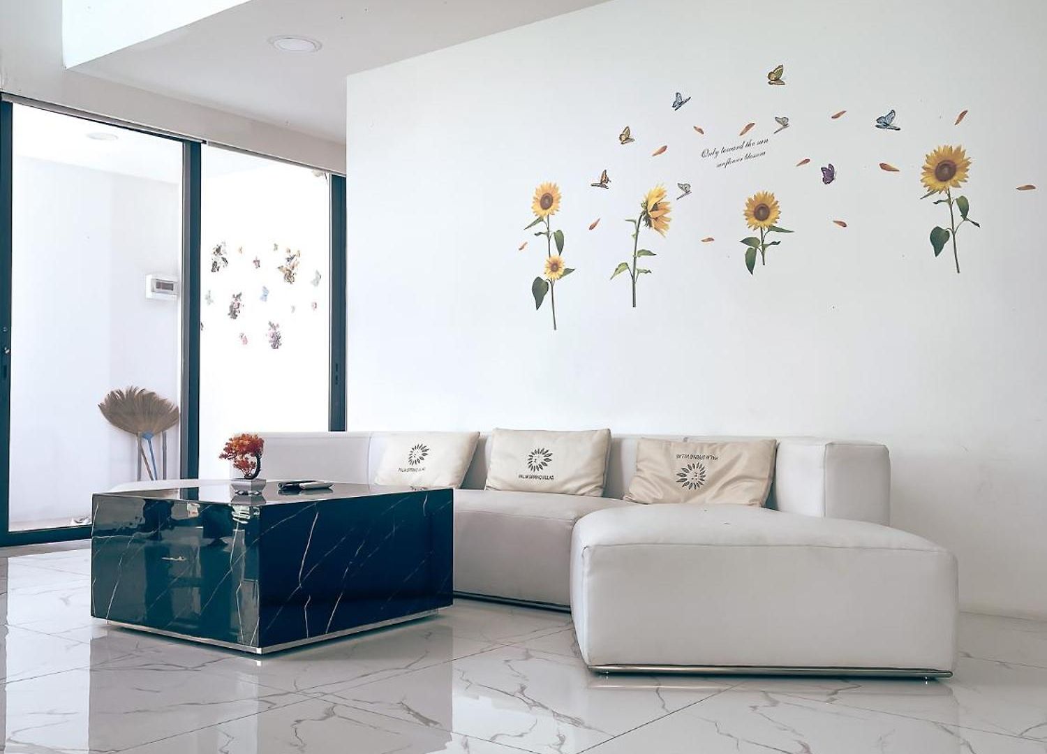 Magnitude 8 Bedroom In Palm Spring *