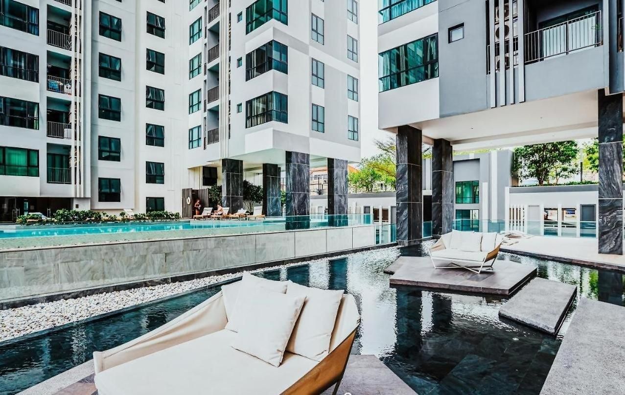 2 Bed Location-roof Infinity Pool