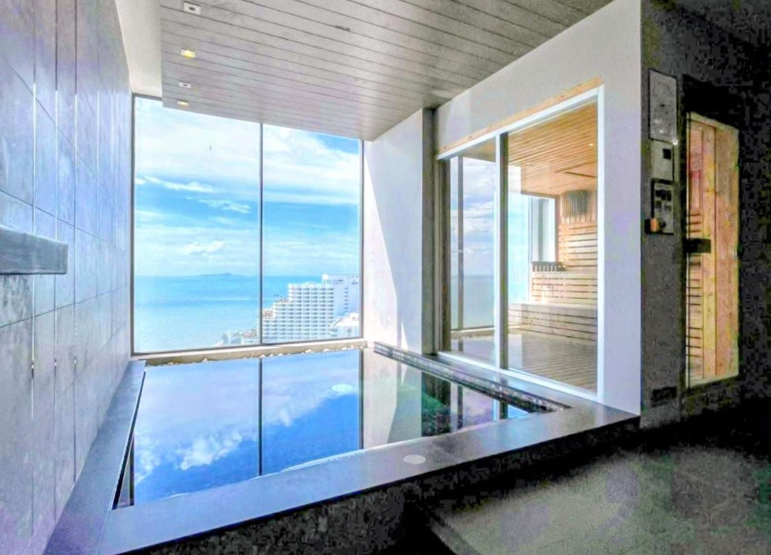 Ocean View In Andromeda Seaview Phratamnak Hill Apartment Pattaya