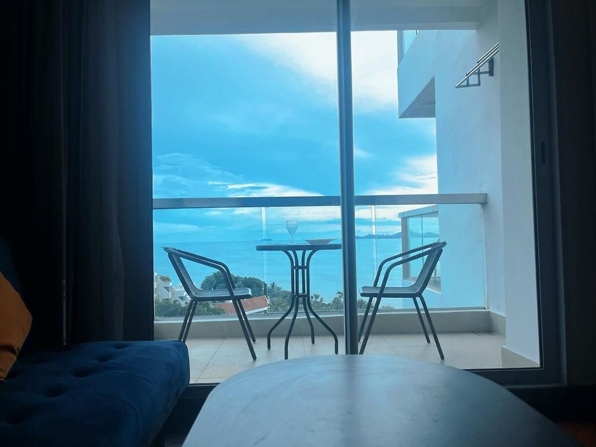 The Palm Sea View Apartment
