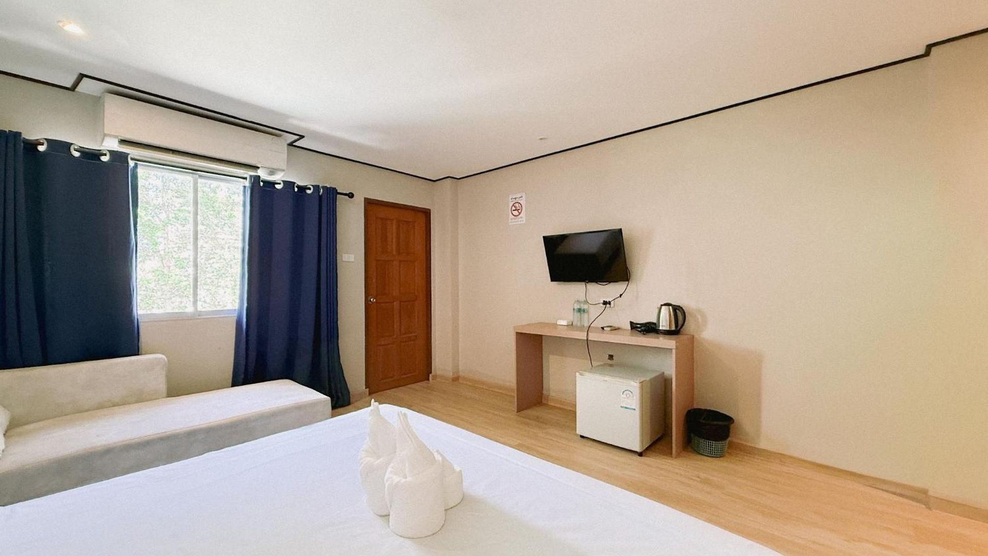 Cocoon Hideaway Apartment