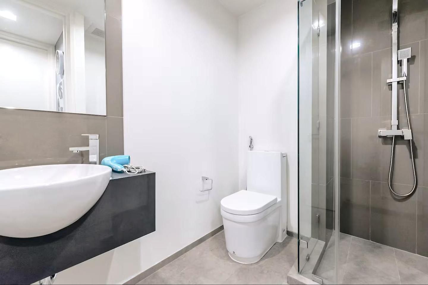Unixx South Apartment