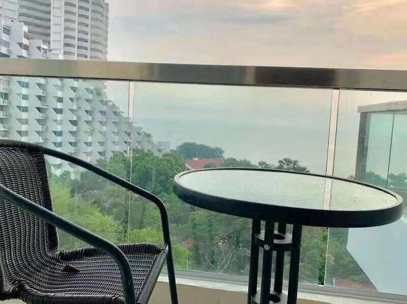 The Palm Sea View *