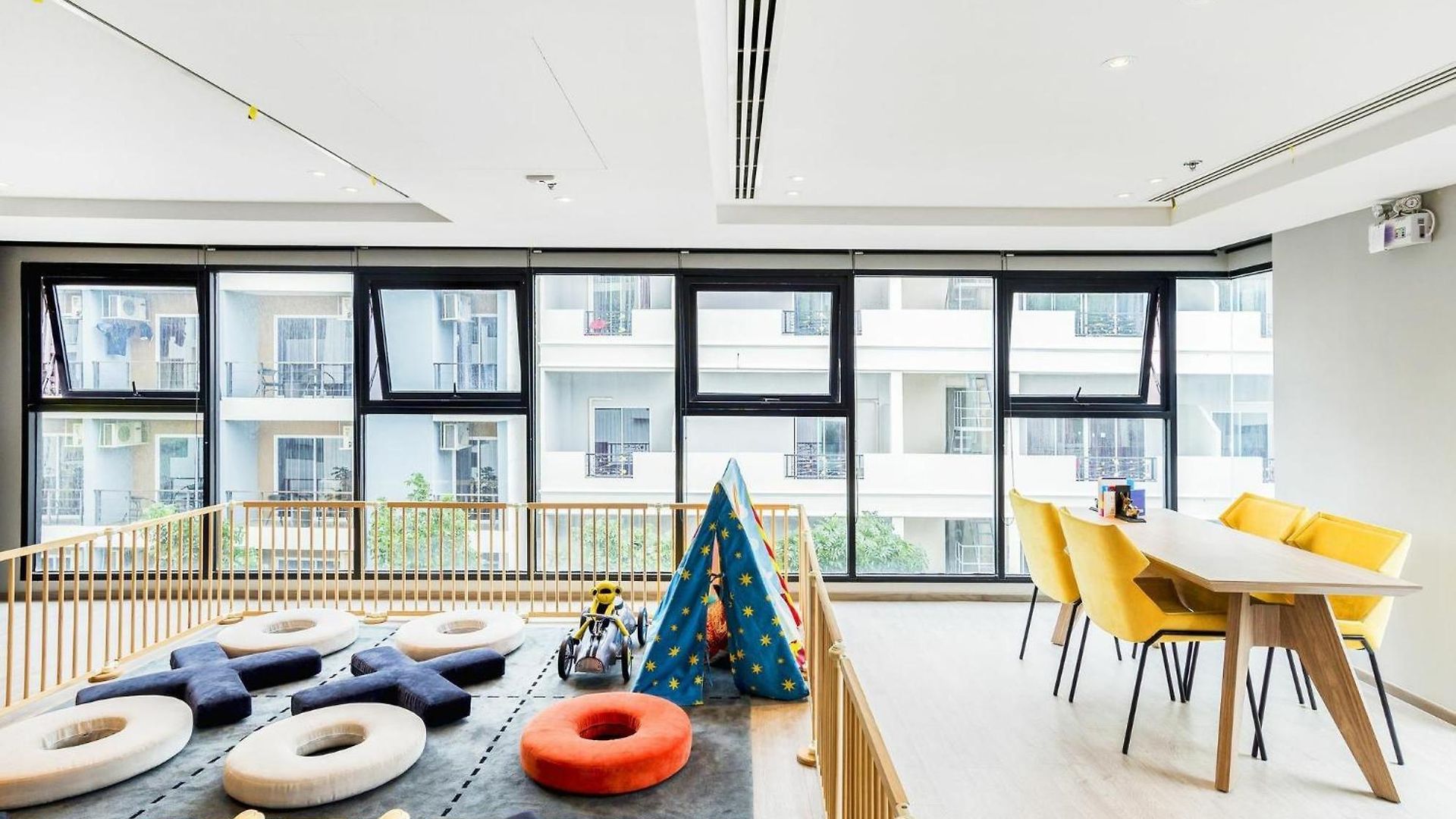 2 Bed Location-roof Infinity Pool Pattaya