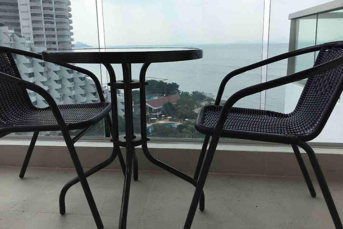 The Palm Sea View Apartment *