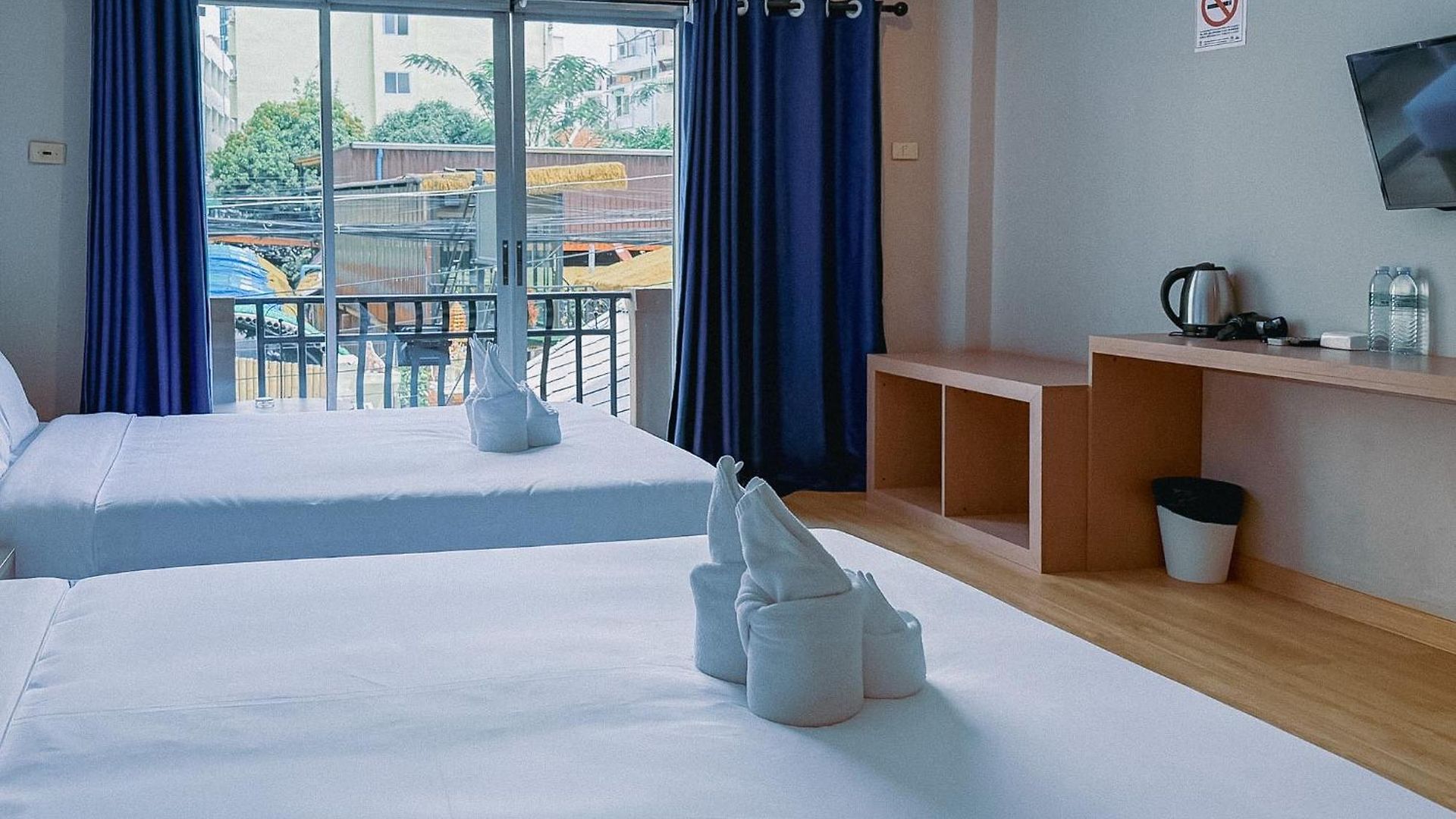 Cocoon Hideaway