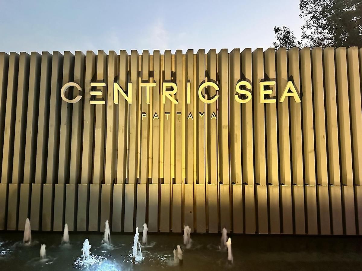 Centric Sea 40th Floor Sea View Infinity Pool On The Floor 21 Terminal Centum Walking Street 6th Lane Temple Of Truth
