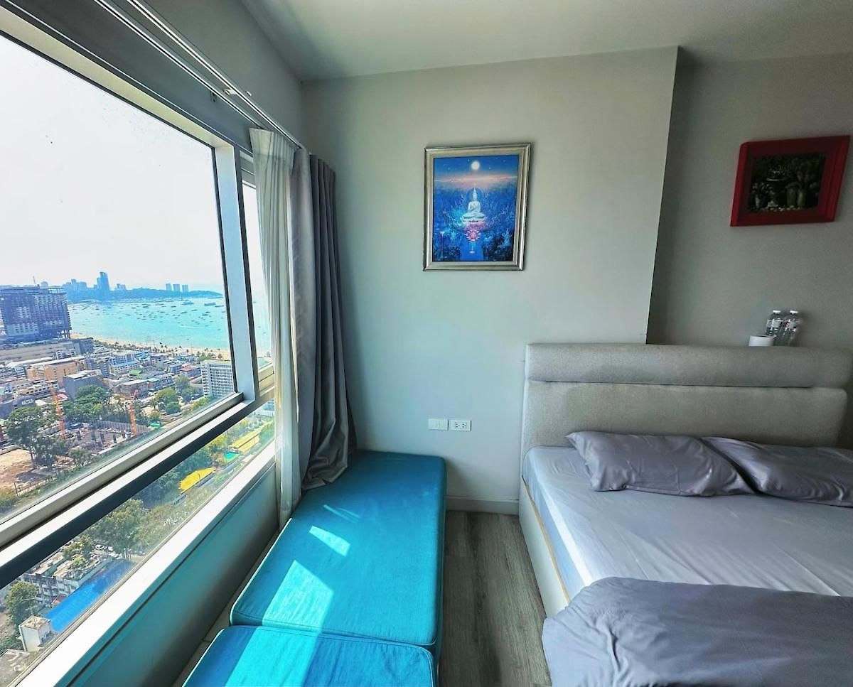 Centric Sea 40th Floor Sea View Infinity Pool On The Floor 21 Terminal Centum Walking Street 6th Lane Temple Of Truth Apartment