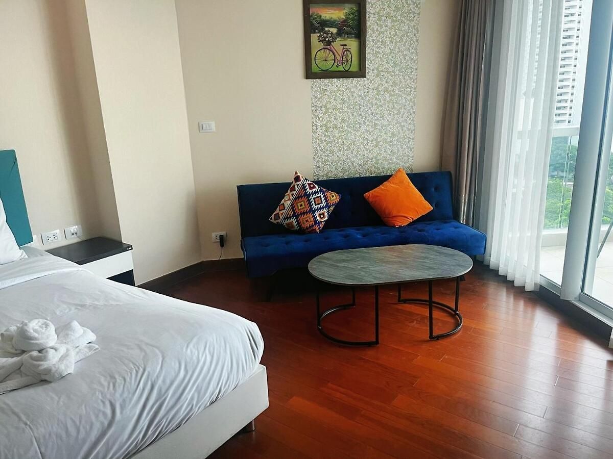 Apartment The Palm Sea View