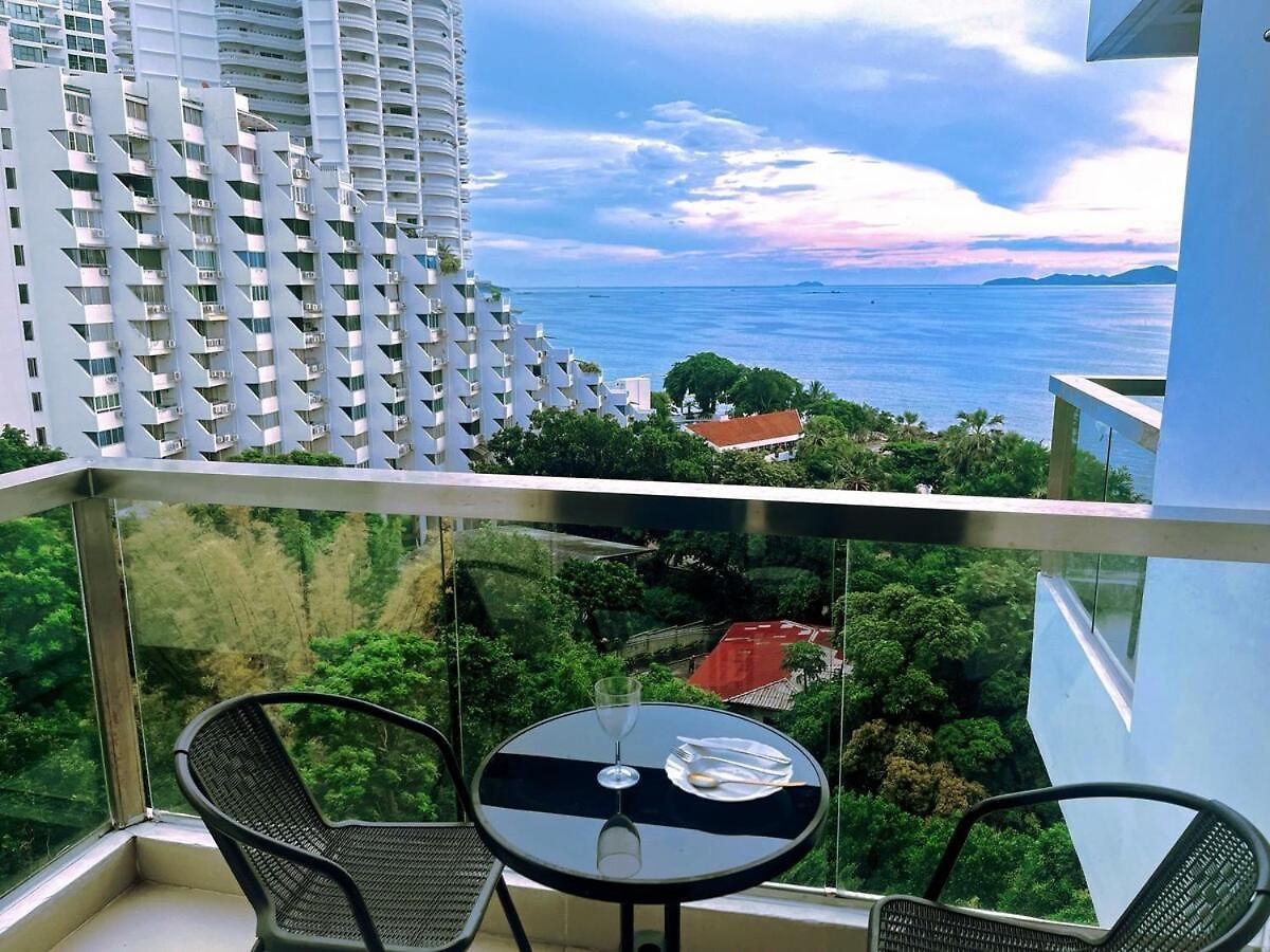 Apartment The Palm Sea View *
