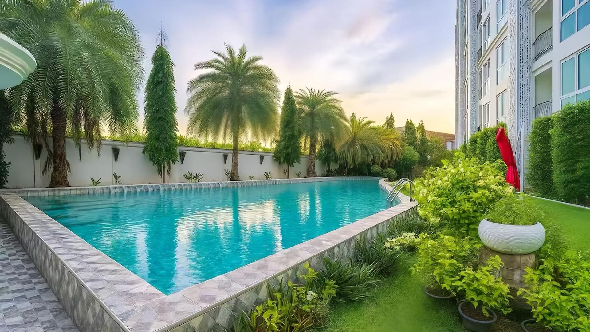 Apartment Olympus Garden Pattaya